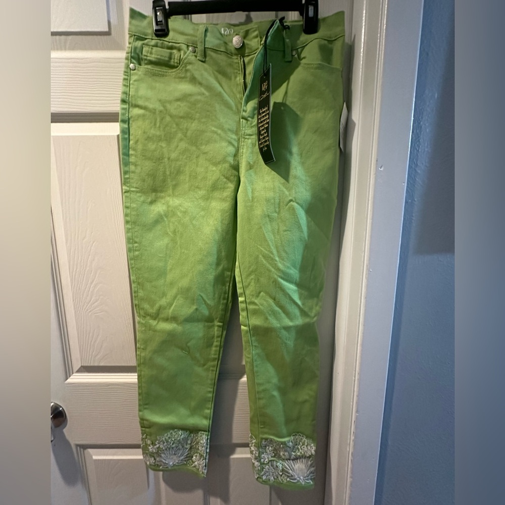 DG2 Embroidered ankle length Jeans